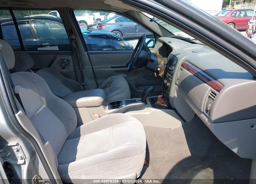 2000 JEEP GRAND CHEROKEE LAREDO VIN: 1J4GW48S1YC361803