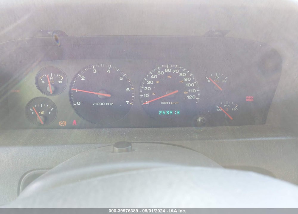 2000 JEEP GRAND CHEROKEE LAREDO VIN: 1J4GW48S1YC361803