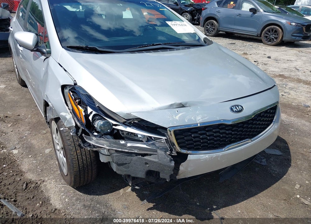 2018 KIA FORTE LX VIN: 3KPFL4A70JE182733