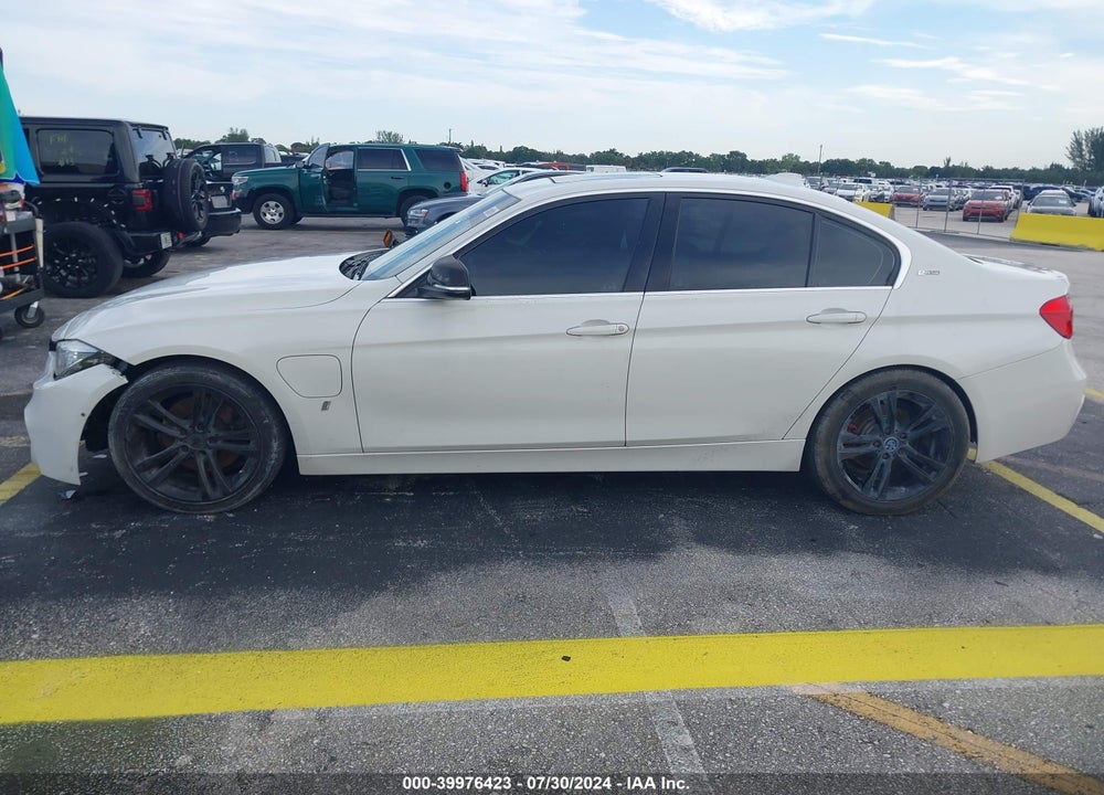 2017 BMW 330E IPERFORMANCE VIN: WBA8E1C54HK895359
