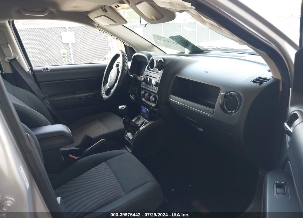 2013 JEEP COMPASS VIN: 1C4NJCBA7DD208126
