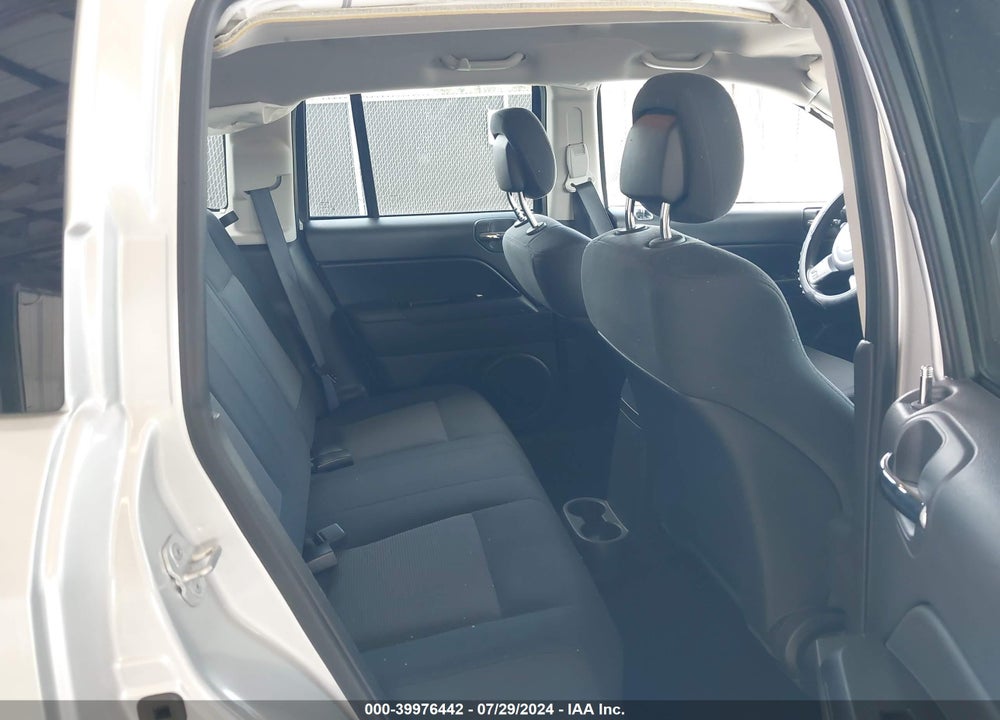 2013 JEEP COMPASS VIN: 1C4NJCBA7DD208126