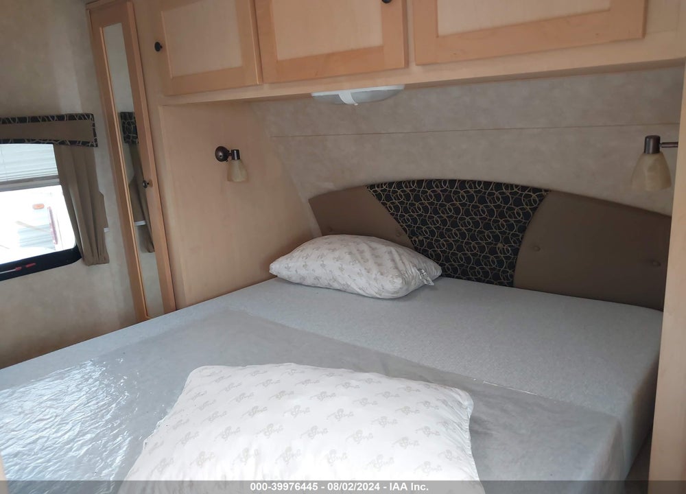 2012 SHADOW CRUISER M-280 VIN: 5RXTD2825C1021876