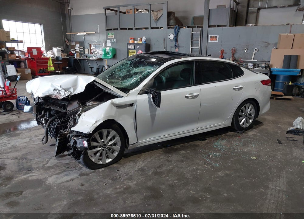 2016 KIA OPTIMA EX VIN: 5XXGU4L35GG114522