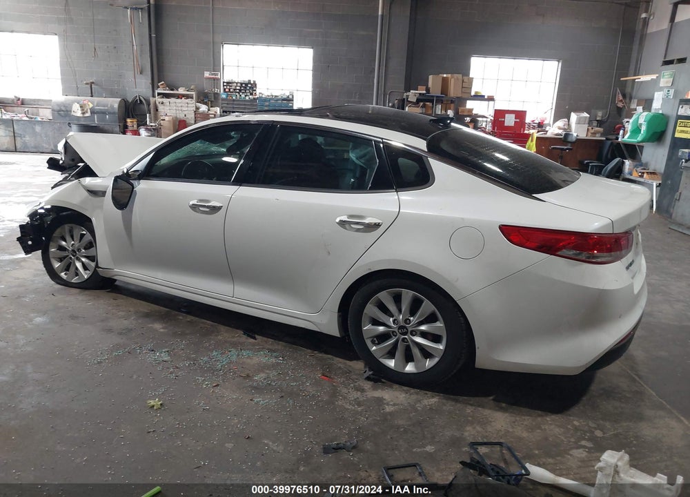 2016 KIA OPTIMA EX VIN: 5XXGU4L35GG114522