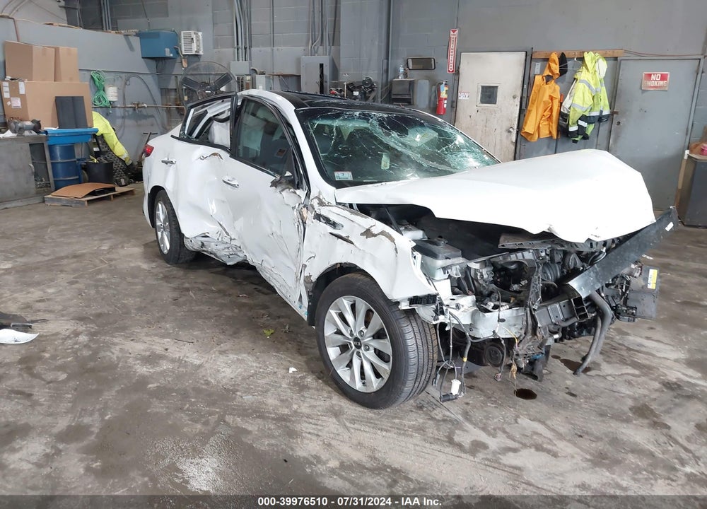 2016 KIA OPTIMA EX VIN: 5XXGU4L35GG114522