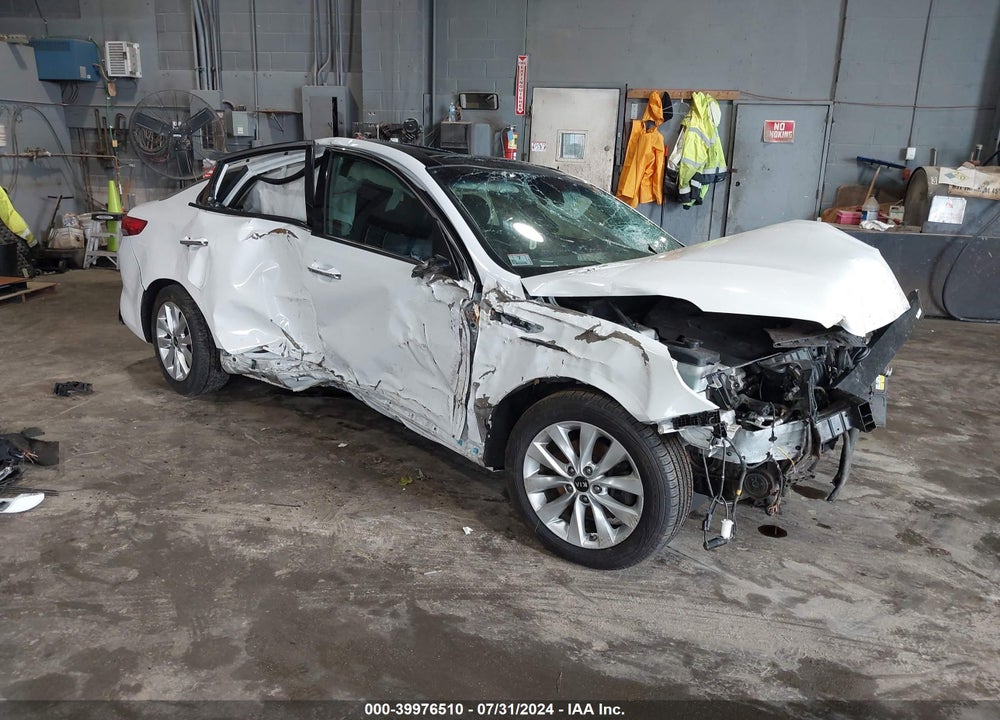 2016 KIA OPTIMA EX VIN: 5XXGU4L35GG114522