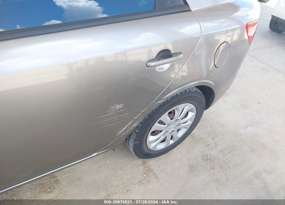 2010 KIA FORTE EX VIN: KNAFU4A27A5861781