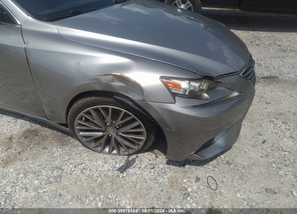 2015 LEXUS IS 250 VIN: JTHCF1D27F5028806
