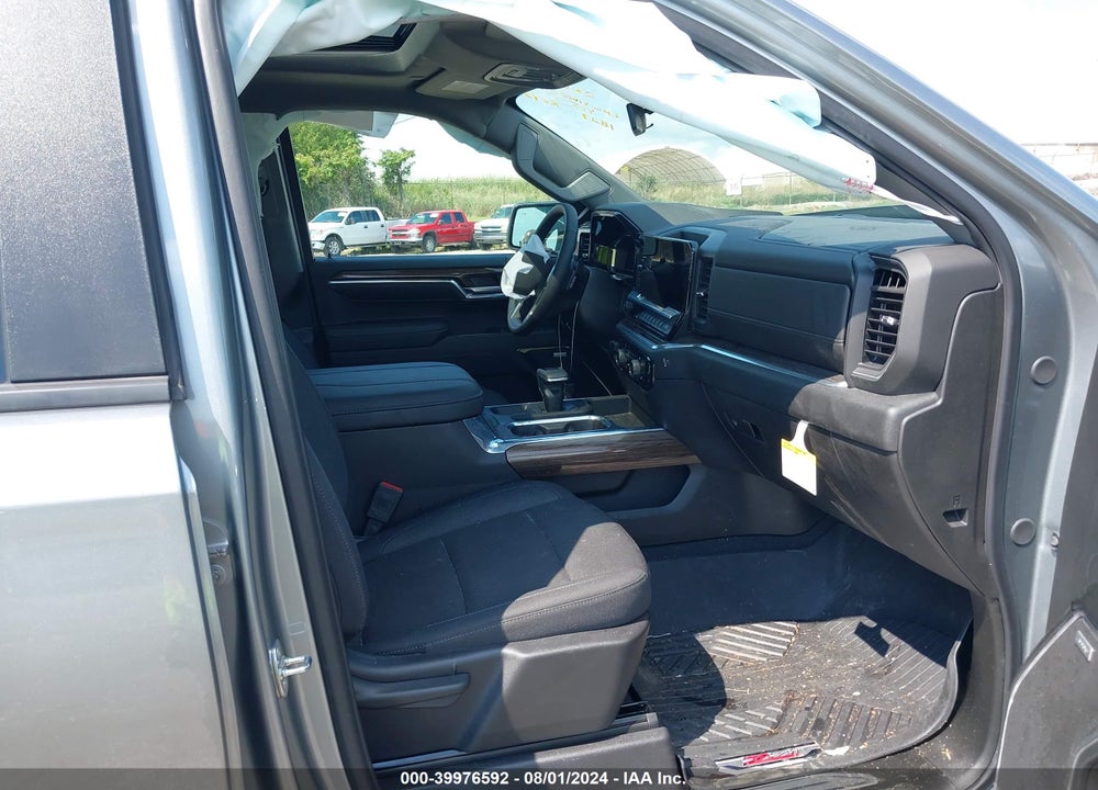 2024 CHEVROLET SILVERADO 1500 4WD SHORT BED RST VIN: 2GCUDEED6R1195523