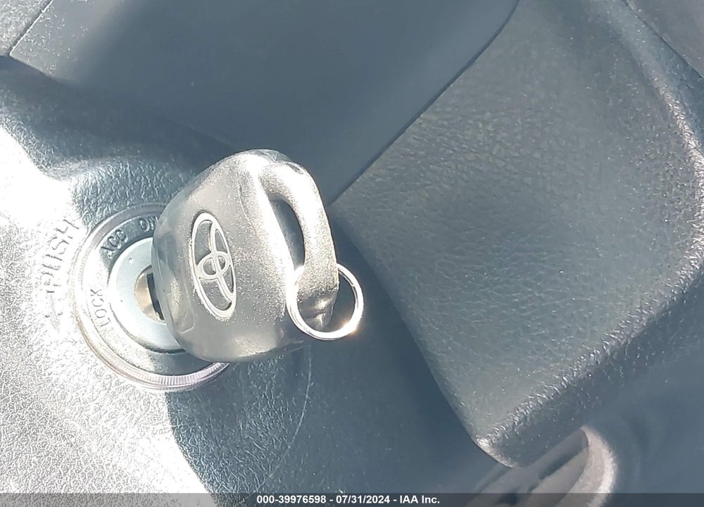 2013 TOYOTA CAMRY SE VIN: 4T1BF1FK1DU712582