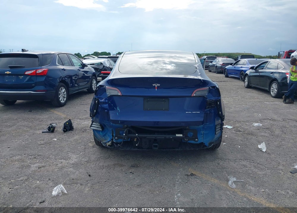 2023 TESLA MODEL Y AWD/LONG RANGE DUAL MOTOR ALL-WHEEL DRIVE VIN: 7SAYGAEE1PF612442