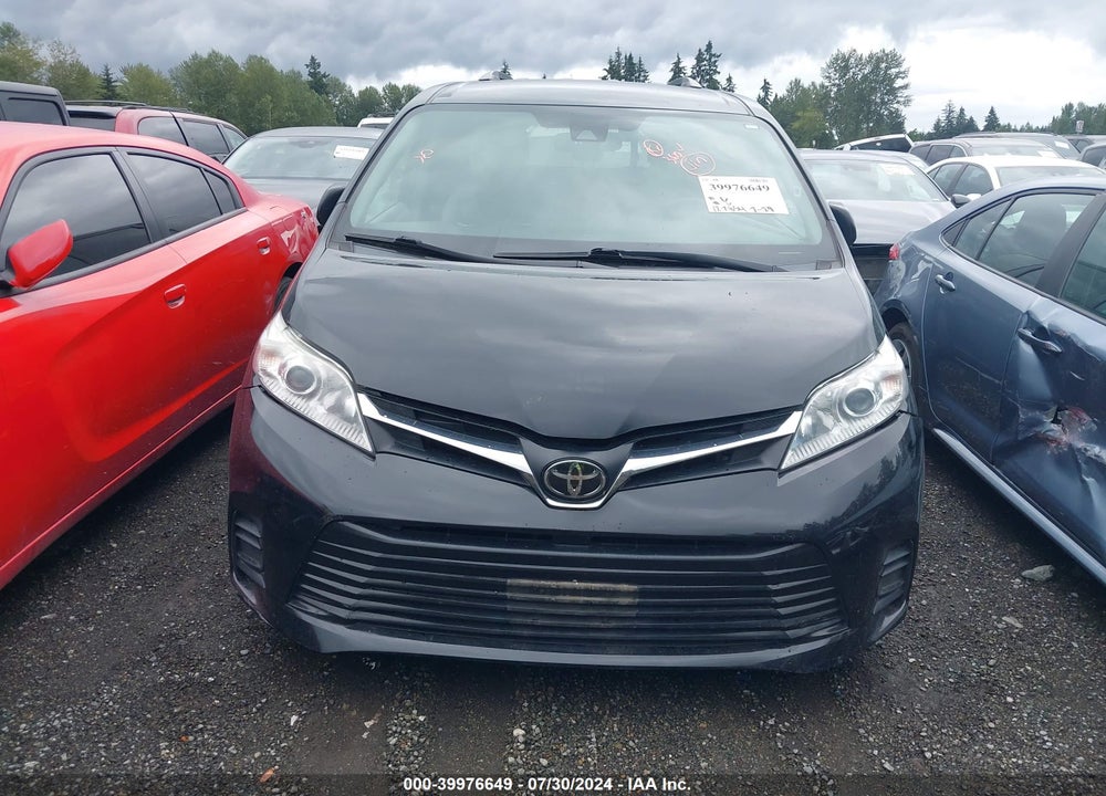 2019 TOYOTA SIENNA LE 8 PASSENGER VIN: 5TDKZ3DC7KS012084