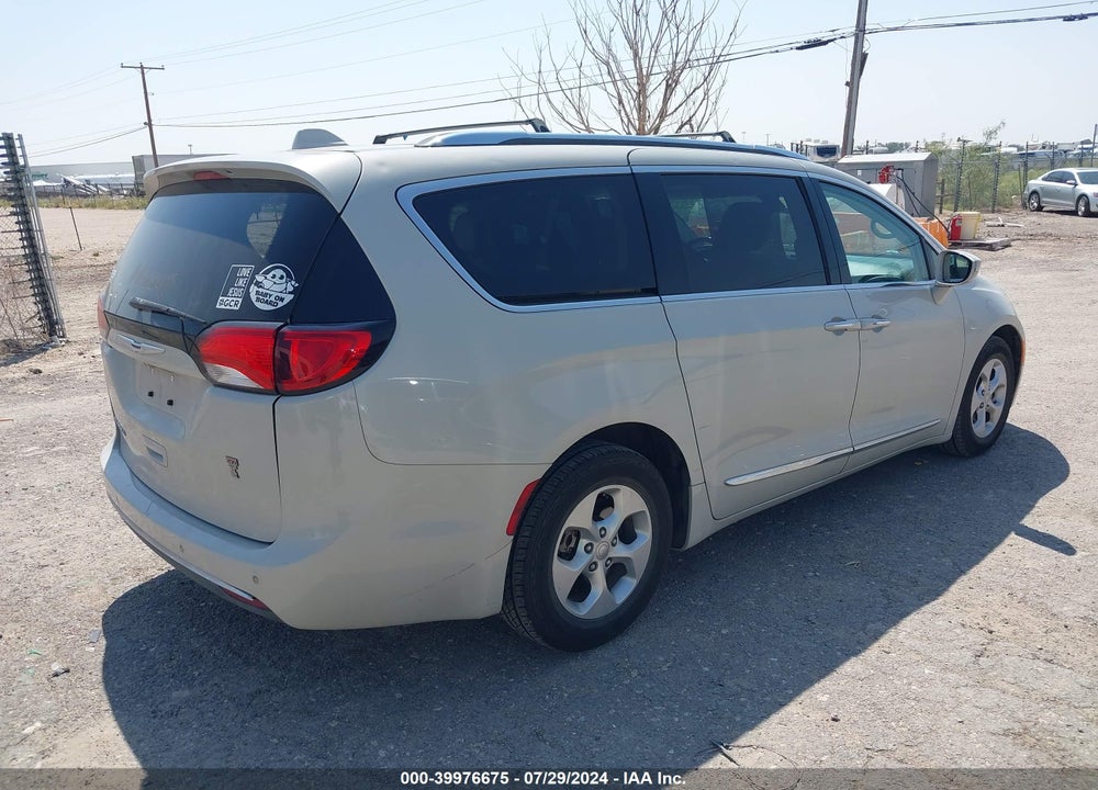 2017 CHRYSLER PACIFICA TOURING L PLUS VIN: 2C4RC1EG4HR650591