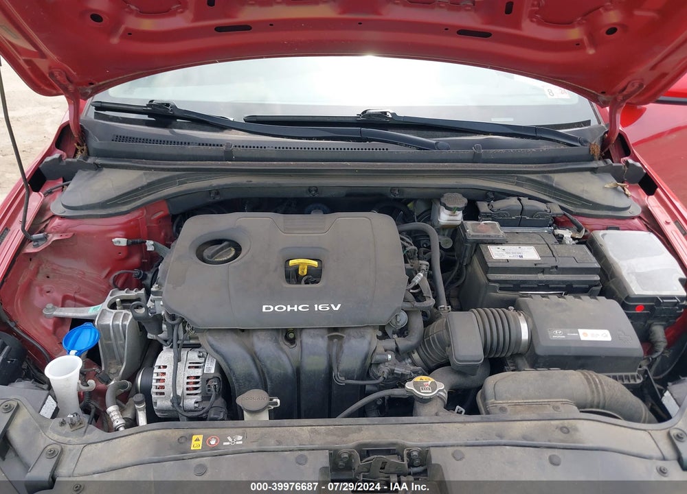 2018 HYUNDAI ELANTRA SE VIN: 5NPD74LF4JH385586