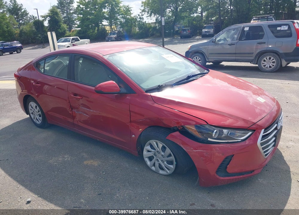 2018 HYUNDAI ELANTRA SE VIN: 5NPD74LF4JH385586