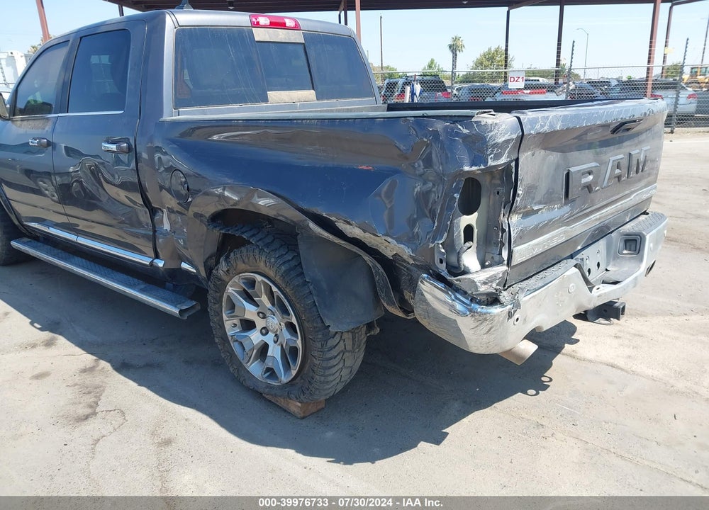 2017 RAM 1500 LIMITED 4X4 5'7 BOX VIN: 1C6RR7PTXHS809146