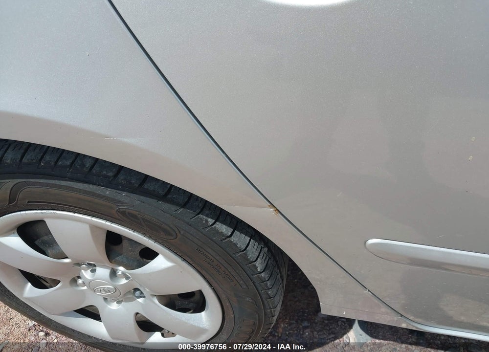 2007 KIA OPTIMA LX VIN: KNAGE123375148893