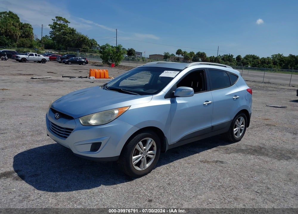 2012 HYUNDAI TUCSON GLS VIN: KM8JUCACXCU493682