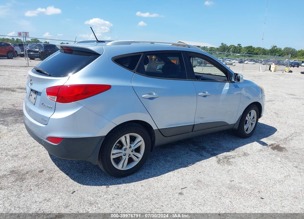 2012 HYUNDAI TUCSON GLS VIN: KM8JUCACXCU493682