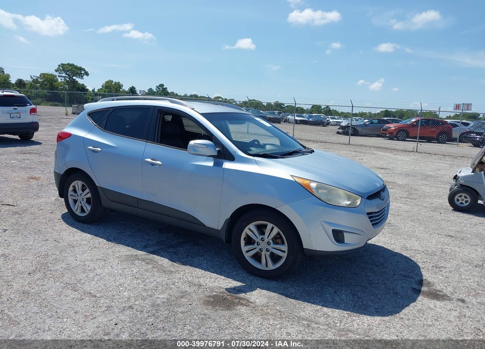 2012 HYUNDAI TUCSON GLS VIN: KM8JUCACXCU493682