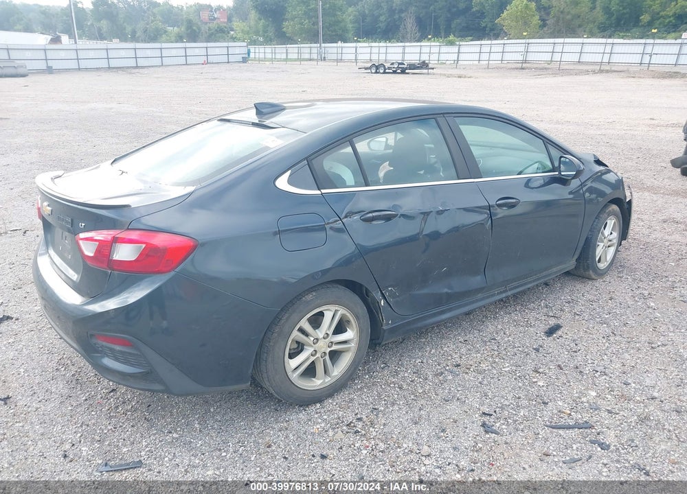 2018 CHEVROLET CRUZE LT AUTO VIN: 1G1BE5SM4J7157281