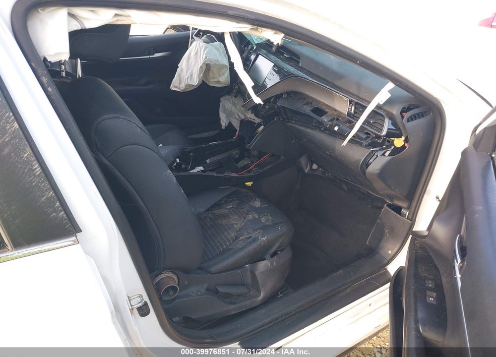 2020 TOYOTA CAMRY SE VIN: 4T1G11AK8LU309161