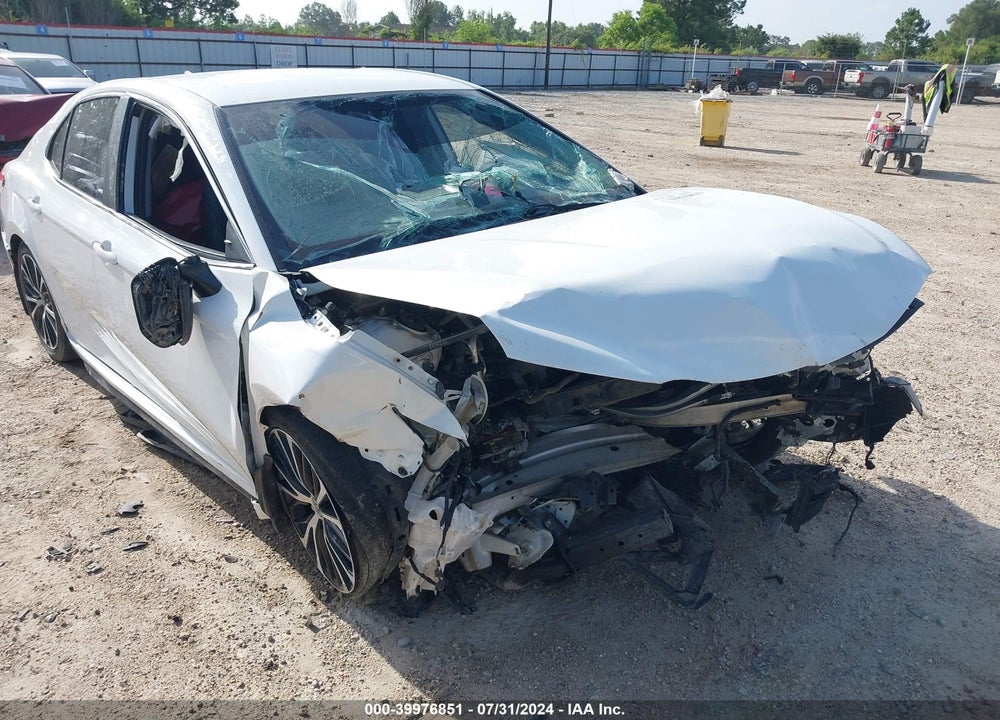 2020 TOYOTA CAMRY SE VIN: 4T1G11AK8LU309161
