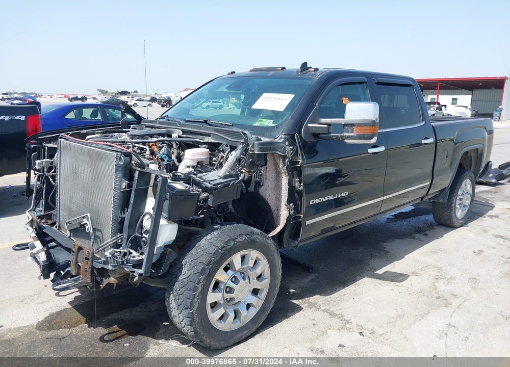 2015 GMC SIERRA 2500HD DENALI VIN: 1GT120E80FF513199