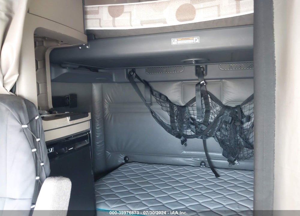 2017 FREIGHTLINER CASCADIA 125 VIN: 3AKJGLDR9HSHU0053
