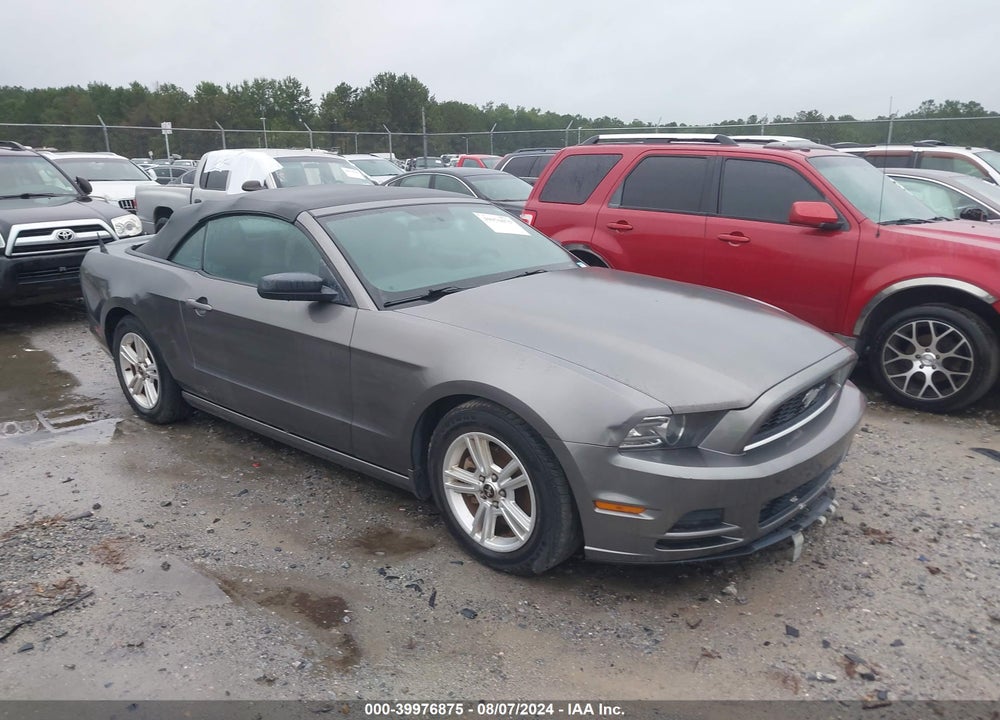 2014 FORD MUSTANG V6 VIN: 1ZVBP8EM2E5220083