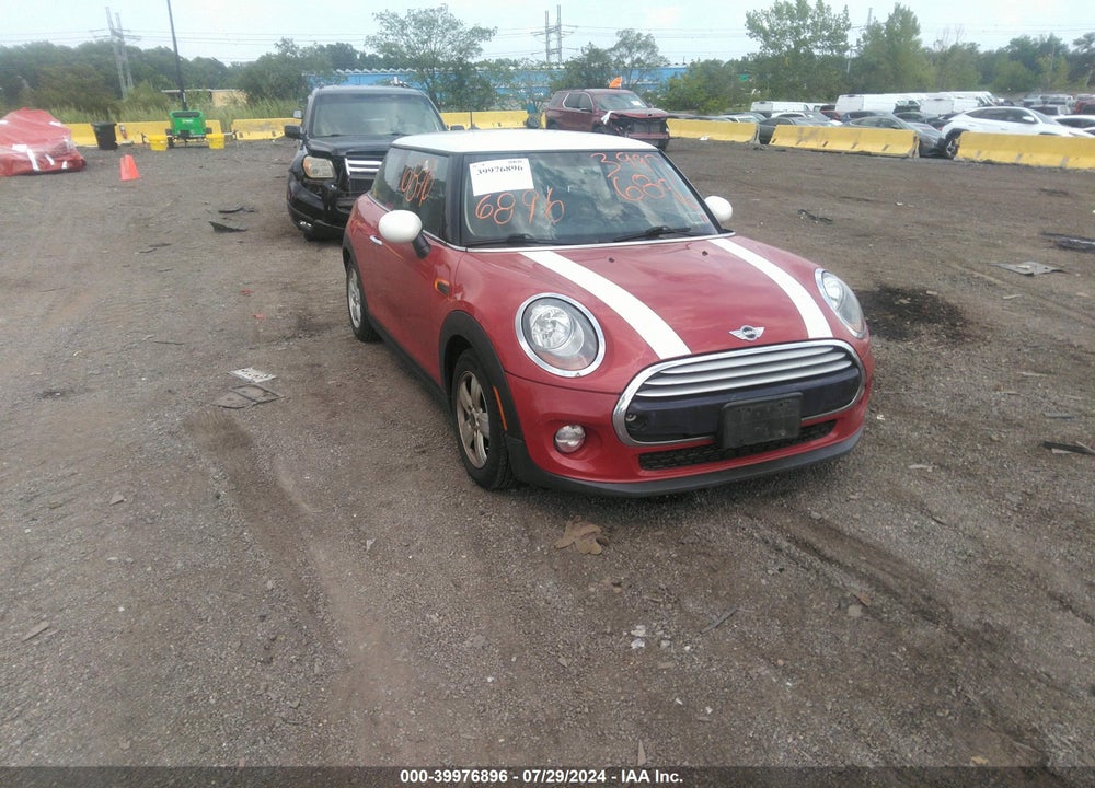 2014 MINI HARDTOP COOPER VIN: WMWXM5C55ET934021