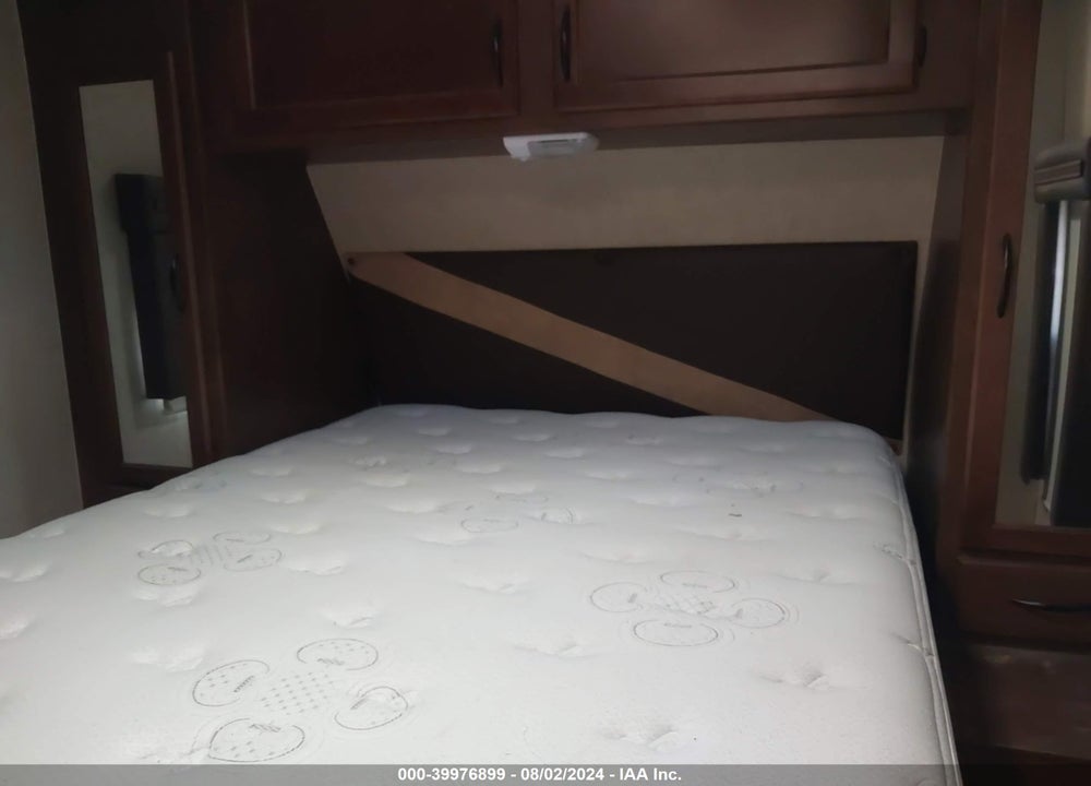2016 PACIFIC COACH WORKS RAGEN VIN: 5UYRN3124GR020553