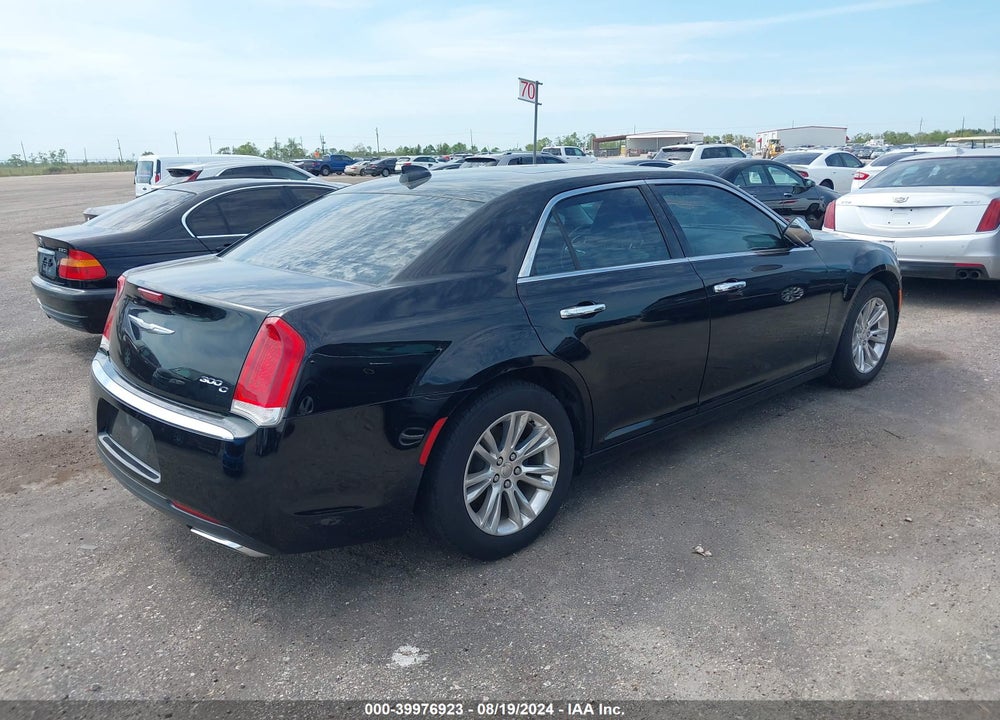 2016 CHRYSLER 300C VIN: 2C3CCAEGXGH147582