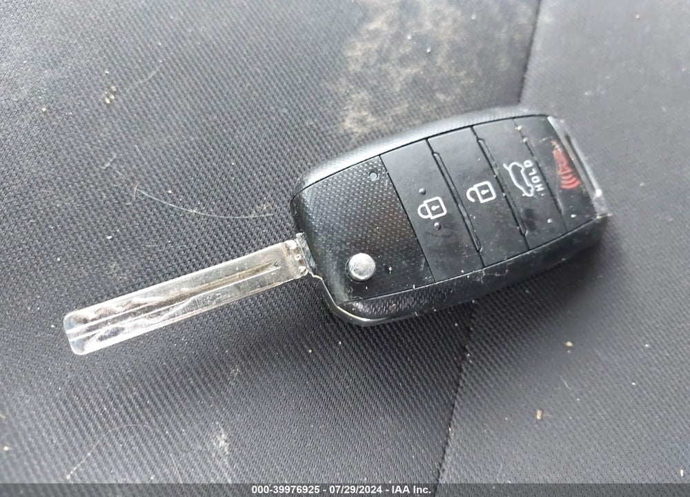 2019 KIA SOUL VIN: KNDJN2A27K7915763