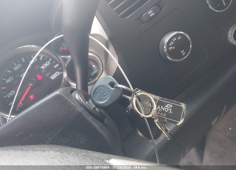2011 CHEVROLET SILVERADO 1500 LT VIN: 1GCPKSE35BF146594