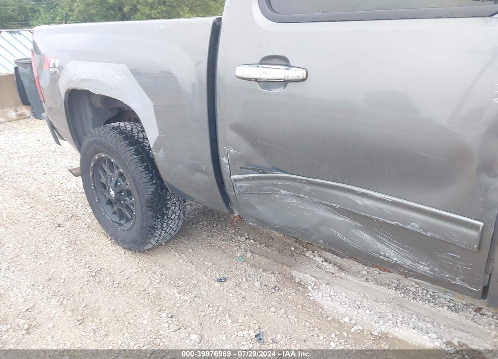 2011 CHEVROLET SILVERADO 1500 LT VIN: 1GCPKSE35BF146594