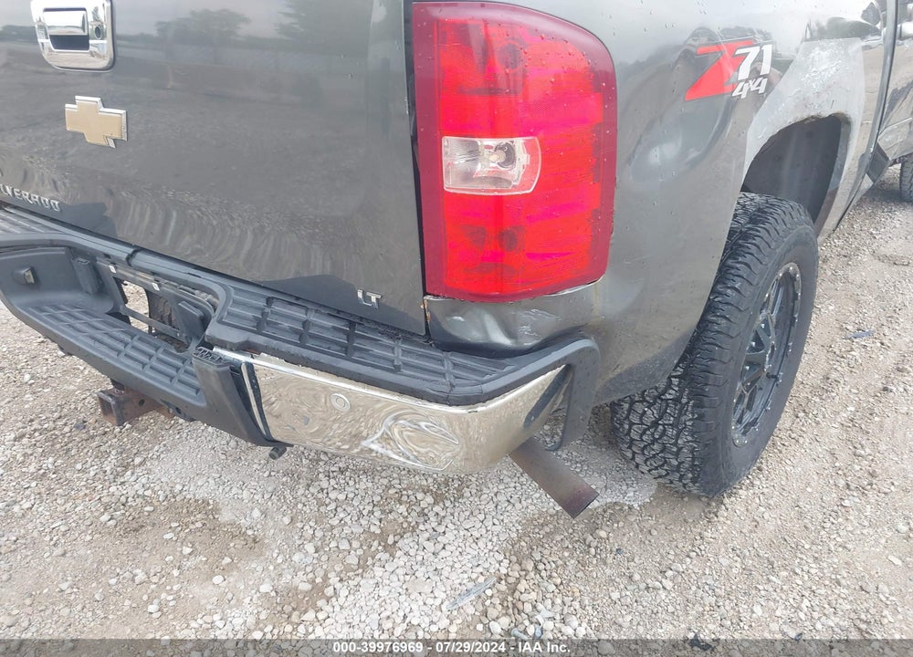 2011 CHEVROLET SILVERADO 1500 LT VIN: 1GCPKSE35BF146594