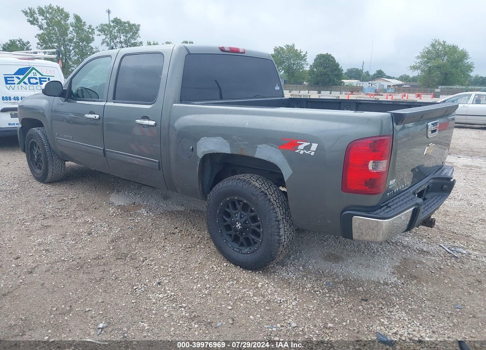 2011 CHEVROLET SILVERADO 1500 LT VIN: 1GCPKSE35BF146594