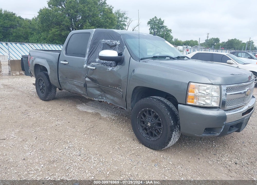 2011 CHEVROLET SILVERADO 1500 LT VIN: 1GCPKSE35BF146594