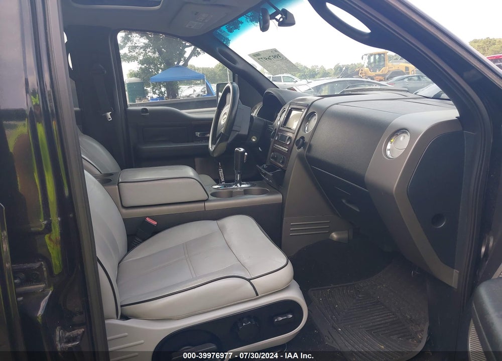 2006 LINCOLN MARK LT VIN: 5LTPW18546FJ02049