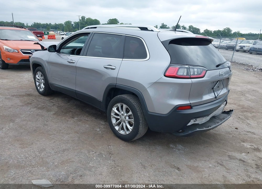 2019 JEEP CHEROKEE LATITUDE FWD VIN: 1C4PJLCB1KD323883