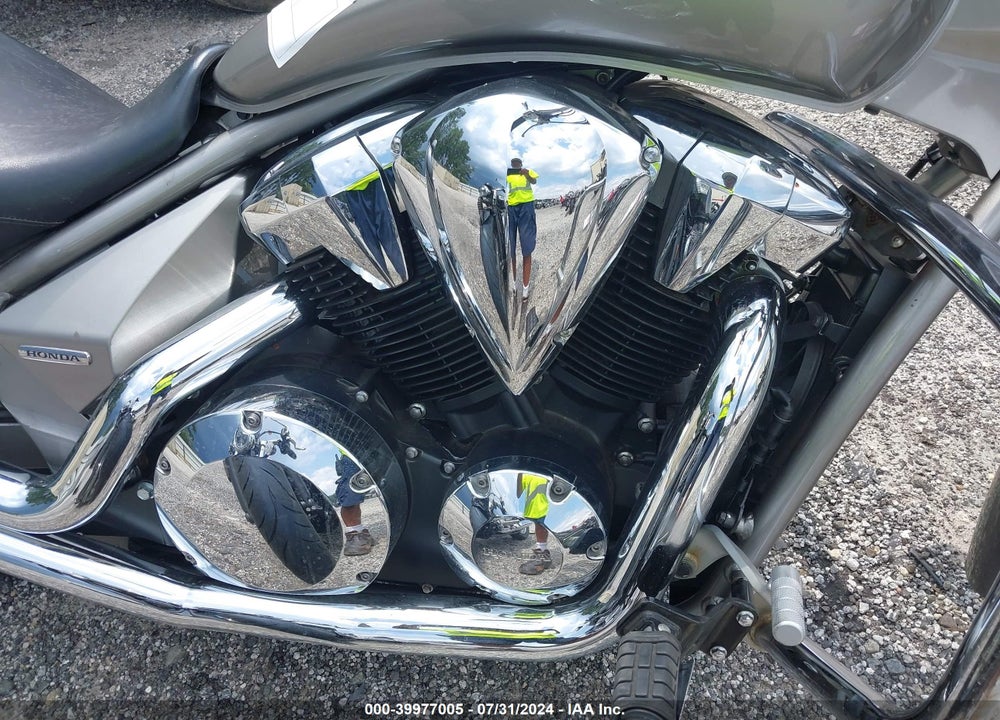 2012 HONDA VT1300 CR VIN: JH2SC6605CK200026
