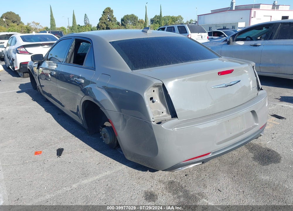 2019 CHRYSLER 300 VIN: 2C3CCABGXKH515174