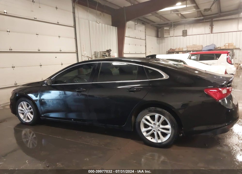 2018 CHEVROLET MALIBU LT VIN: 1G1ZD5ST4JF134422