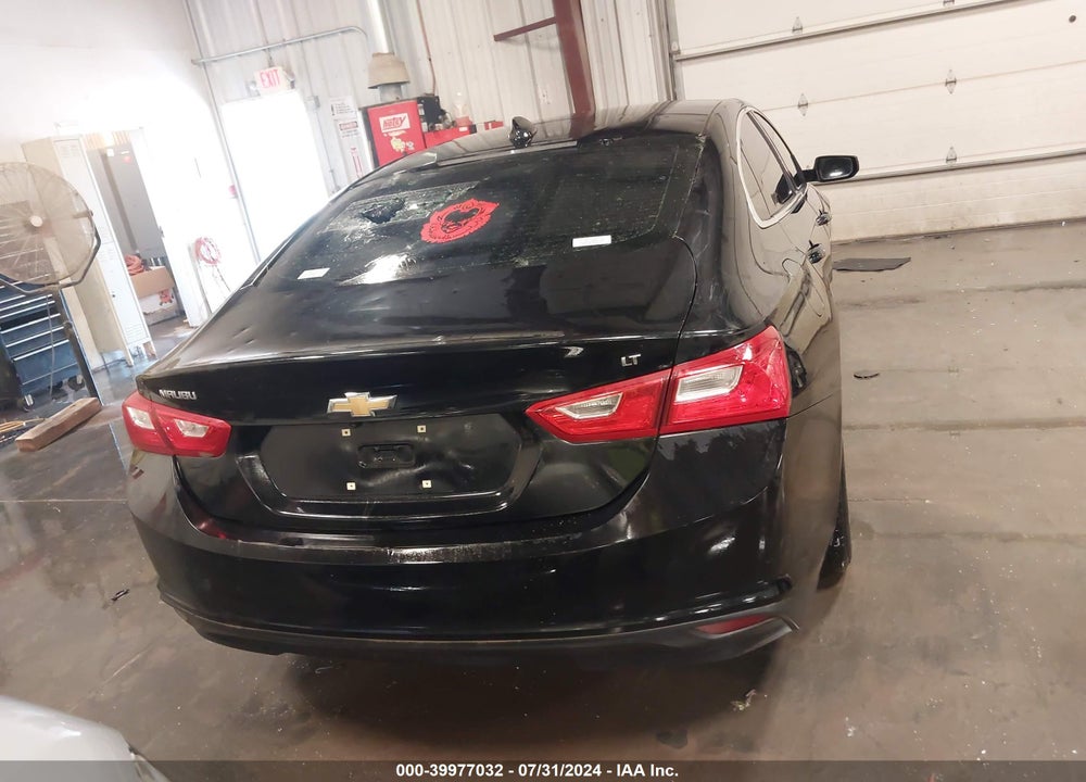 2018 CHEVROLET MALIBU LT VIN: 1G1ZD5ST4JF134422