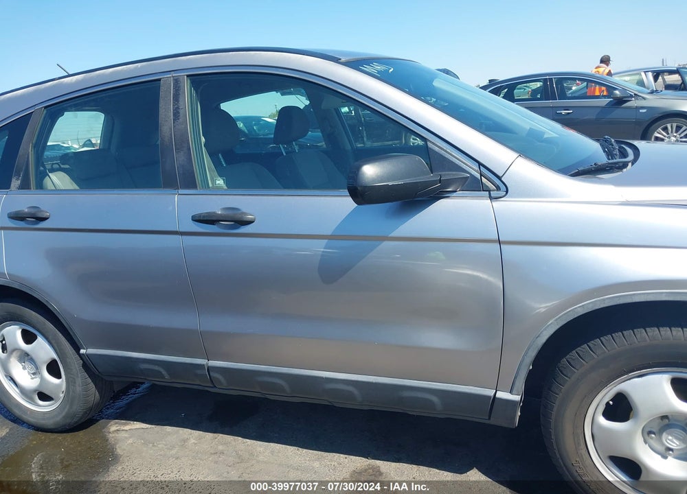 2008 HONDA CR-V LX VIN: JHLRE48348C022952