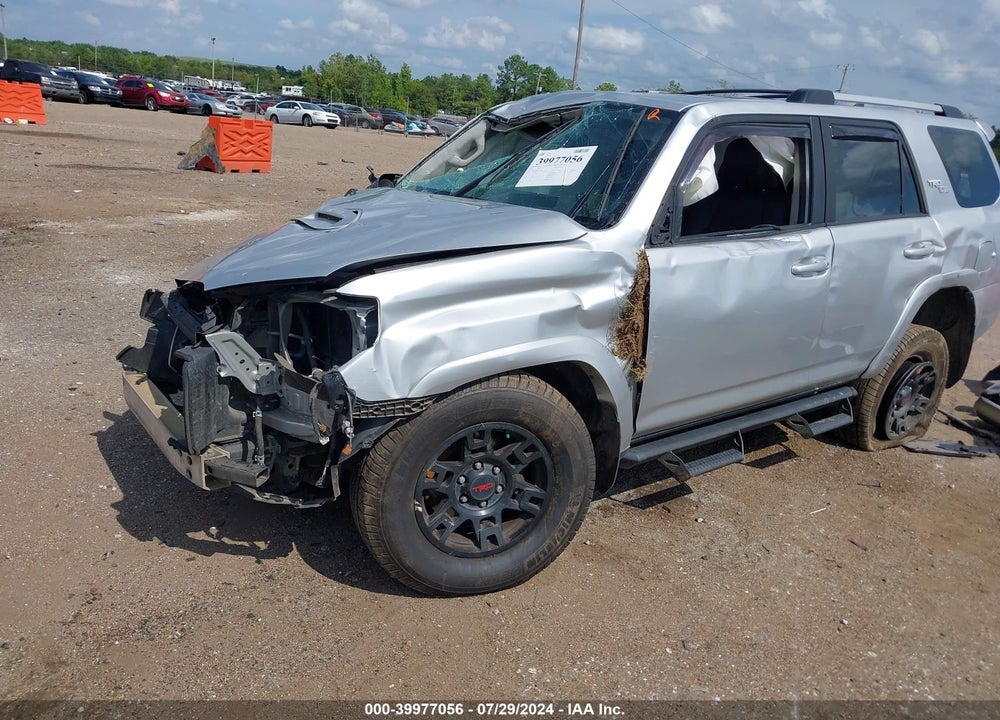 2018 TOYOTA 4RUNNER TRD OFF ROAD PREMIUM VIN: JTEBU5JR1J5529058