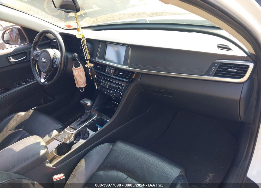 2016 KIA OPTIMA EX VIN: 5XXGU4L36GG090375