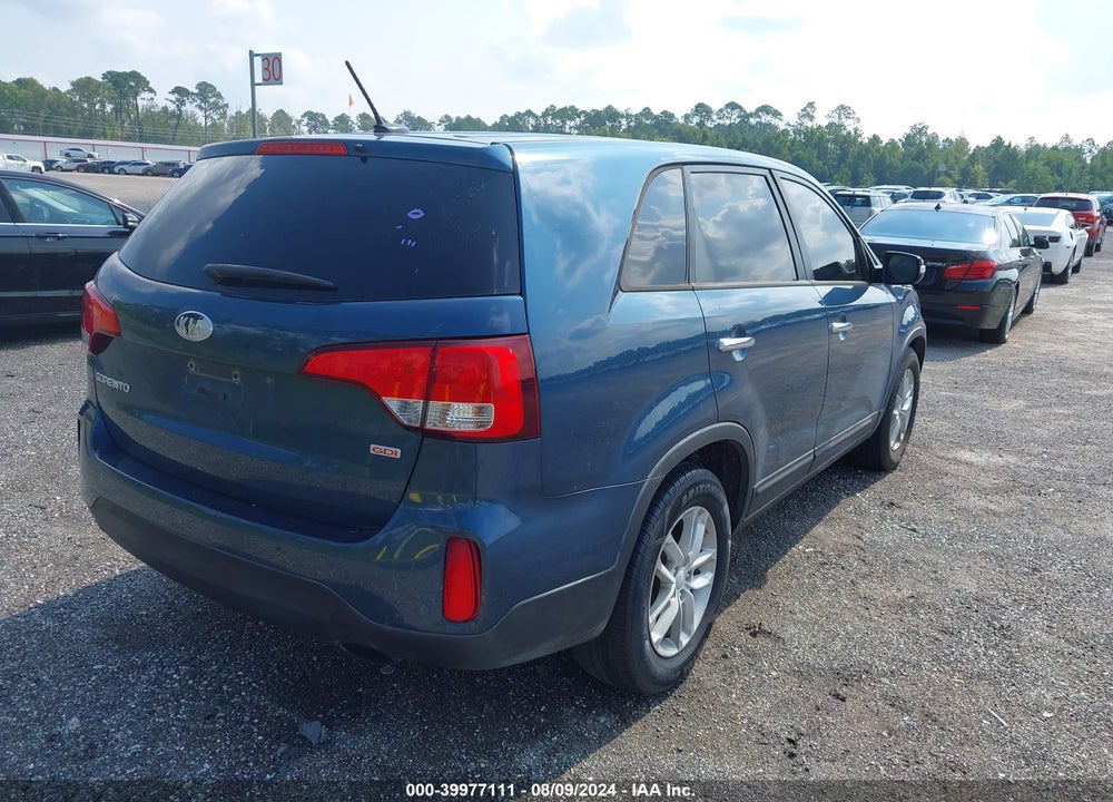 2014 KIA SORENTO LX VIN: 5XYKT3A66EG549823
